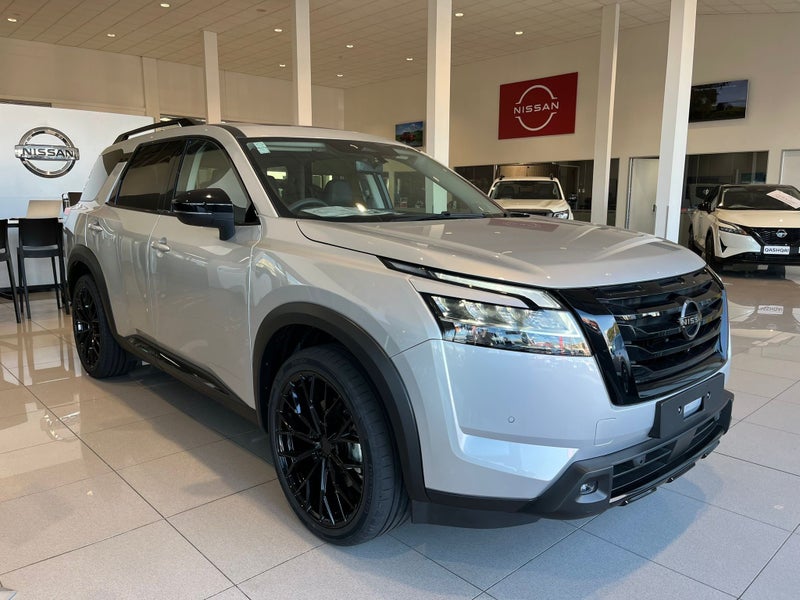 2025 Nissan Pathfinder Ti-L 3.5P/4Wd/9At