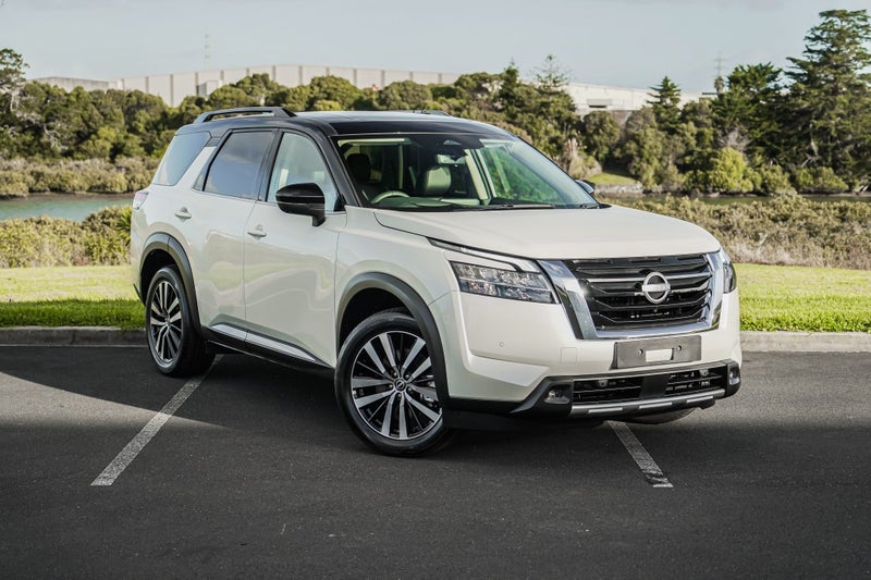 2025 Nissan Pathfinder Ti-L 3.5P/4Wd/9At