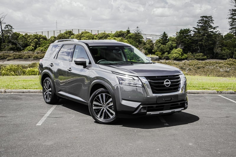 2025 Nissan Pathfinder Ti-L 3.5P/4Wd/9At