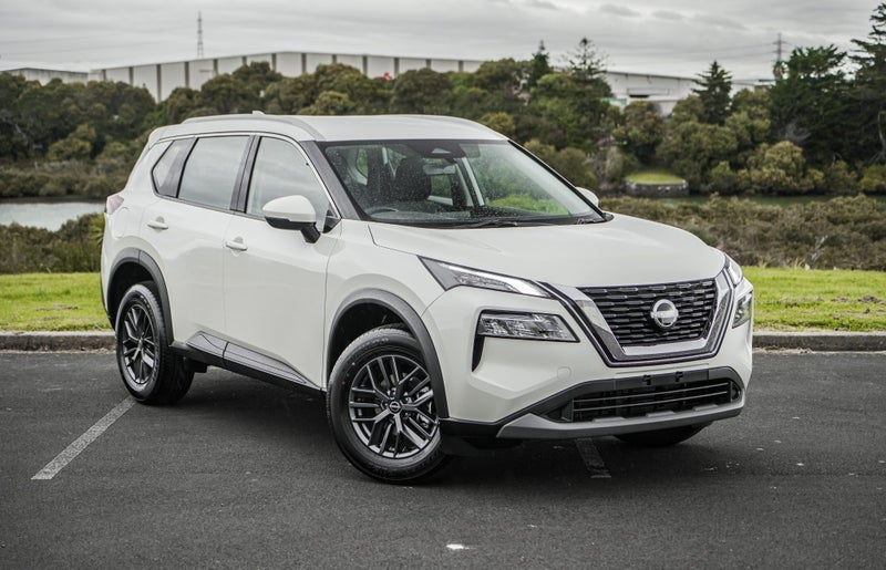 2025 Nissan X-Trail ST 2.5P/Cvt