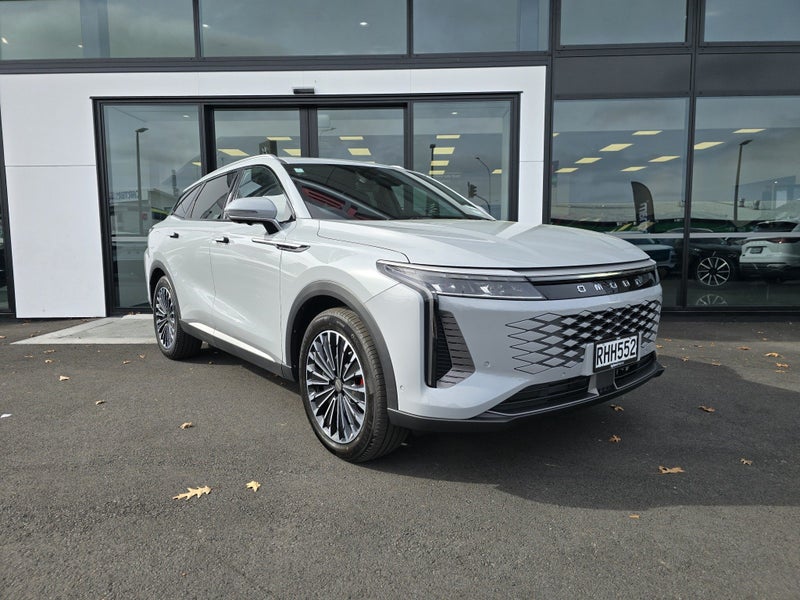 2025 Omoda 9 PHEV/AWD/HD