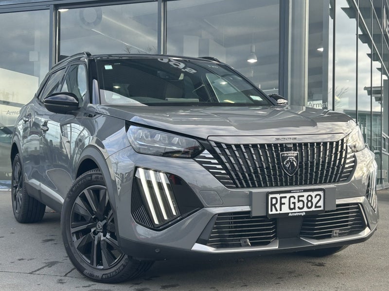 2025 Peugeot 2008 GT 1.2L HYBRID
