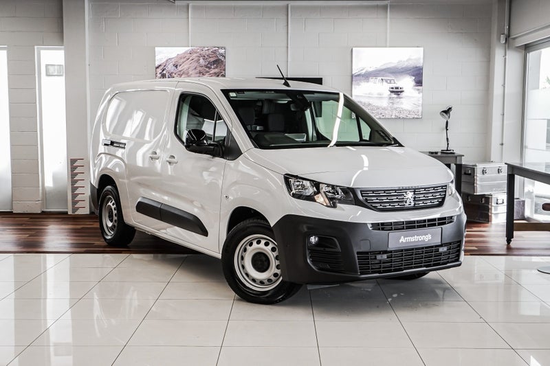 2025 Peugeot Partner LWB Electric 50Kwh