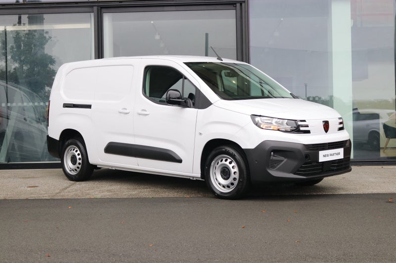 2025 Peugeot Partner Petrol LWB Facelift - NZ New
