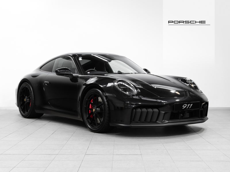 2025 Porsche 911 GTS Coupe 3.6L Petrol