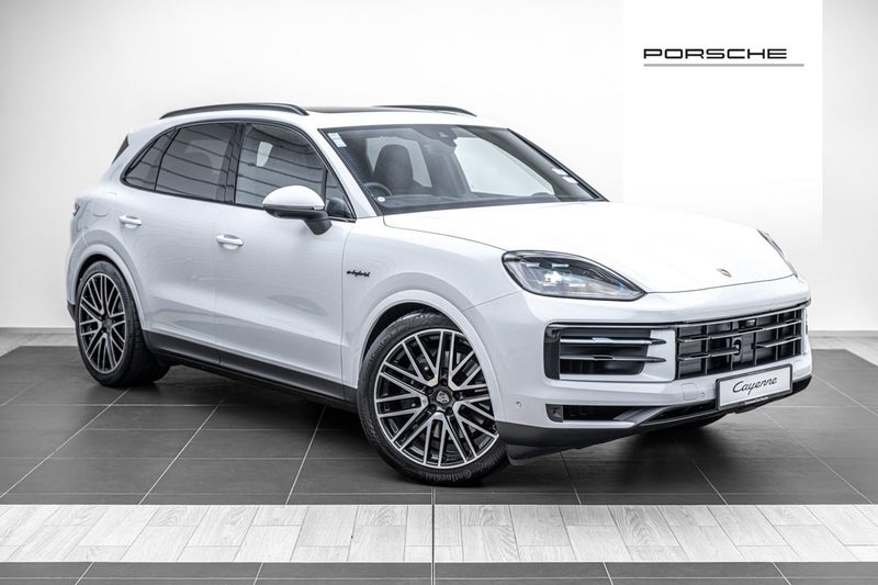 2025 Porsche Cayenne E-HYBRID