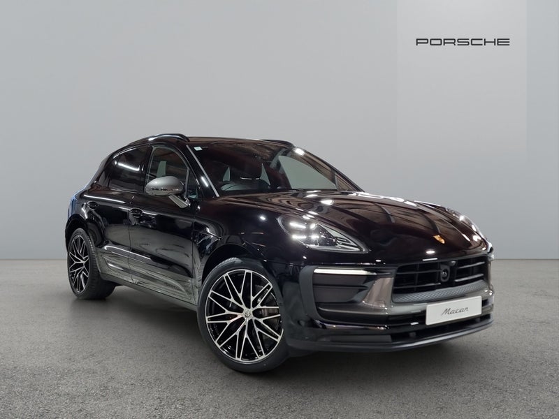 2025 Porsche Macan T*NZ New*
