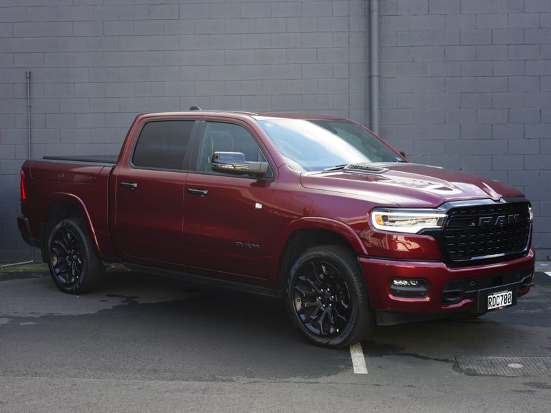 2025 Ram 1500 Limited Night Edition I6 Hurricane