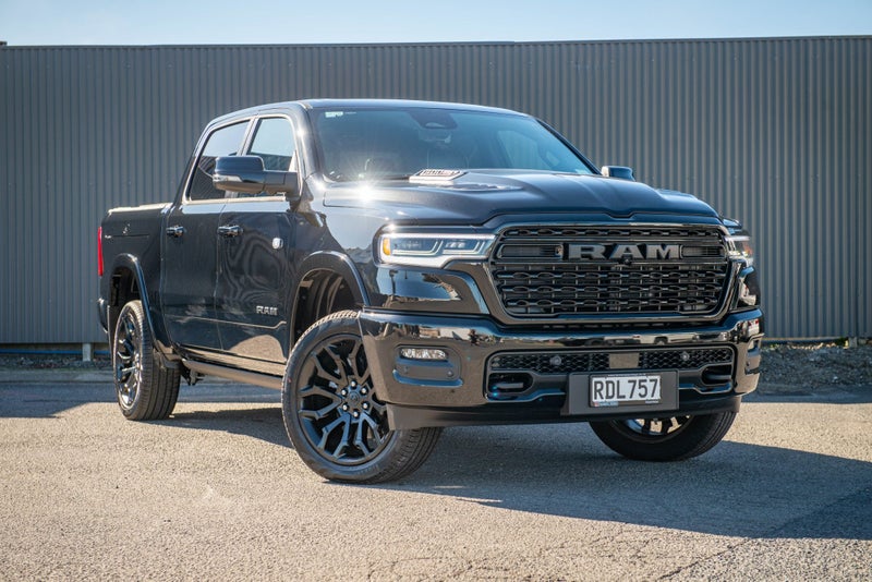 2025 Ram 1500 Limited Night Edition SST