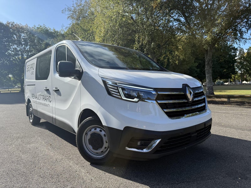 2025 Renault Trafic LWB Auto