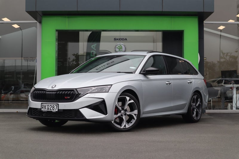 2025 Skoda Octavia RS Wagon 195kW 2.0L Turbo Pe...