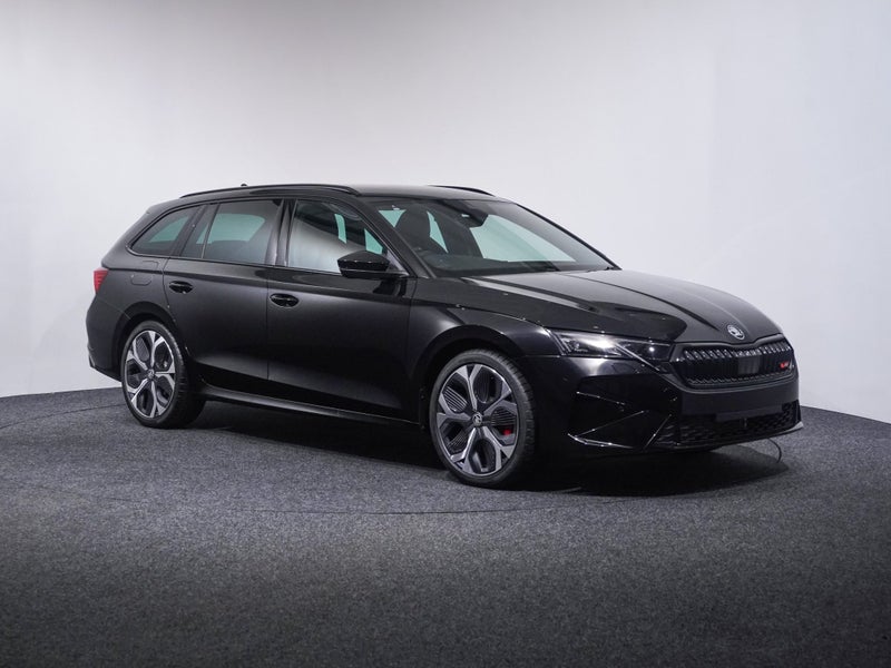 2025 Skoda Octavia RS Wagon 195kW