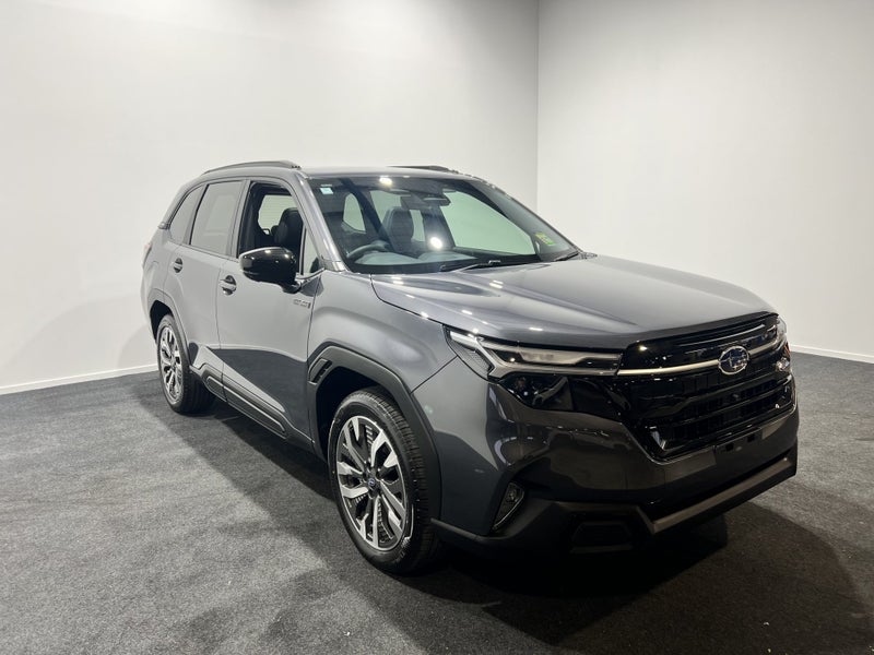 2025 Subaru Forester 2.5 AWD Hybrid Touring