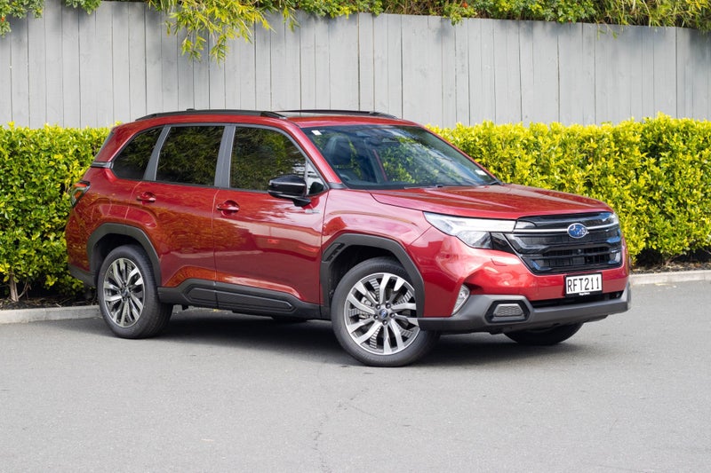 2025 Subaru Forester Hybrid AWD Touring