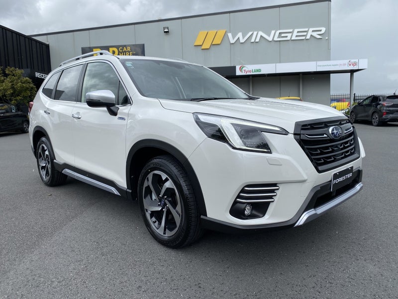 2025 Subaru Forester Premium e-Boxer Hybrid