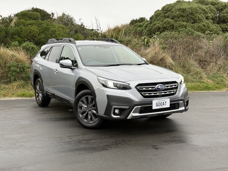 2025 Subaru Outback 2.5i