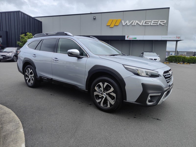 2025 Subaru Outback 2.5i Touring