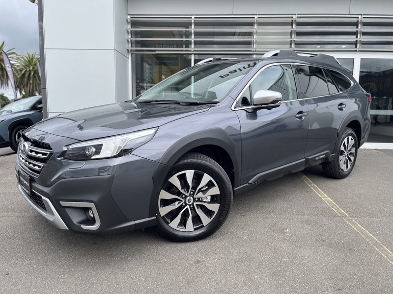 2025 Subaru Outback Touring 2.5