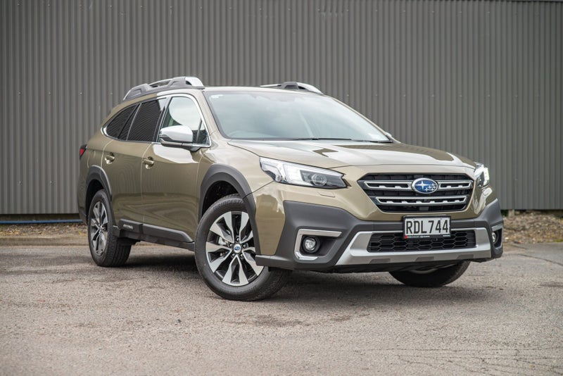 2025 Subaru Outback Touring 2.5
