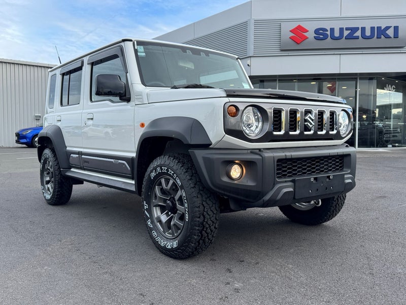 2025 Suzuki Jimny 5-Door Safari Special Edition