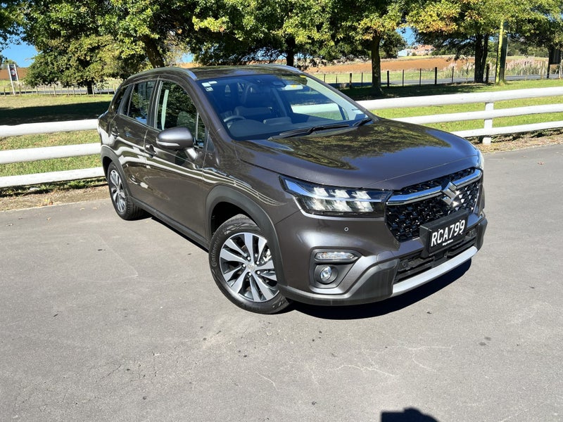 2025 Suzuki S-Cross JLX 2WD HYB