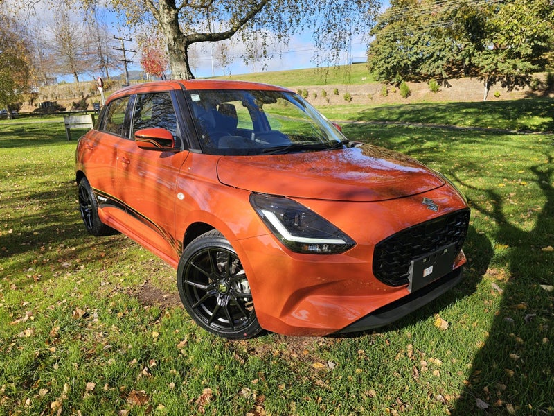 2025 Suzuki Swift GLSC 1.2 AT