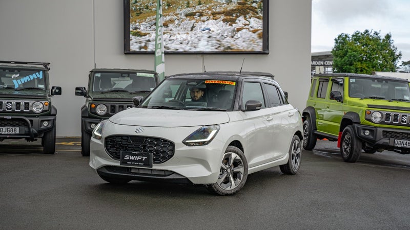 2025 Suzuki Swift Rsc 1.2Pmh/Cvt
