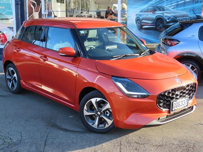 2025 Suzuki Swift RSC HYBRID AUTO