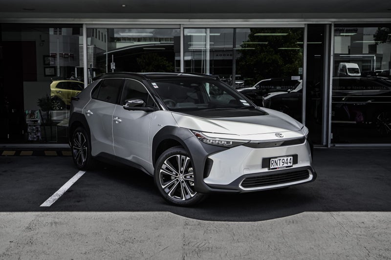 2025 Toyota bZ4X Motion BEV AWD SUV/5D/5S