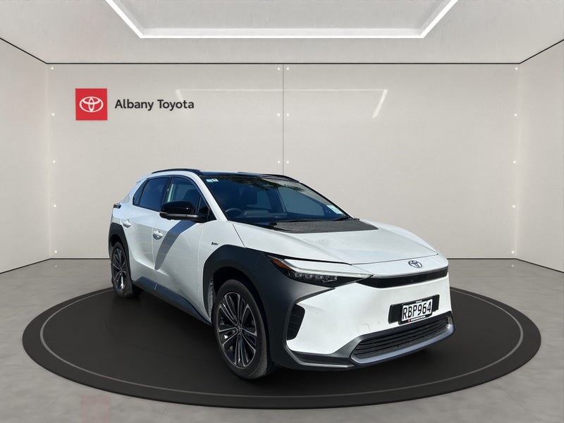 2025 Toyota bZ4X Motion BEV AWD SUV/5D/5S (YEAM...