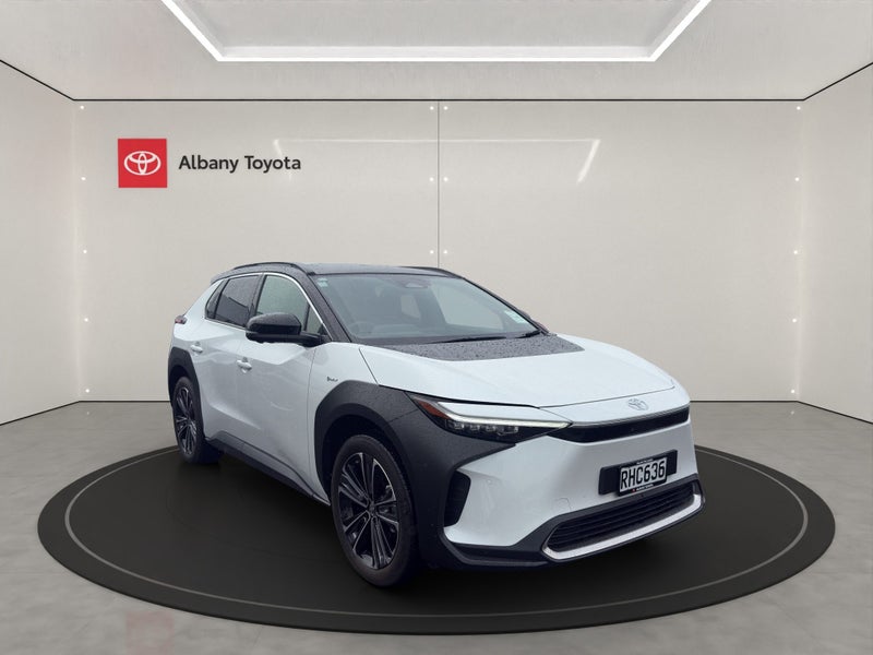 2025 Toyota bZ4X Motion BEV AWD SUV/5D/5S (YEAM...