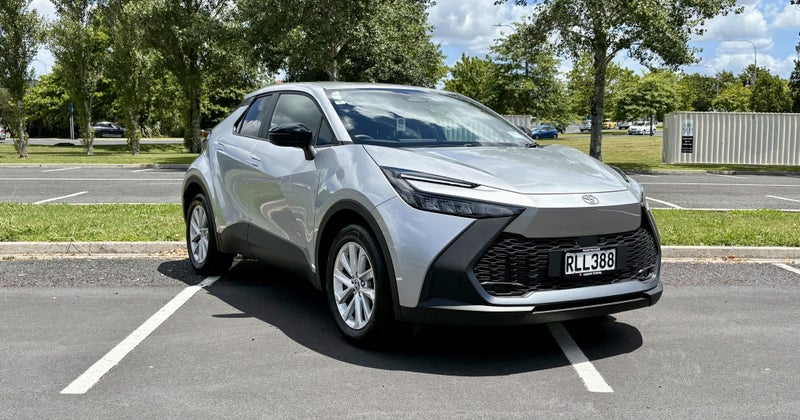 2025 Toyota C-HR GX 1.8P HEV CVT FWD SUV/5D/5S