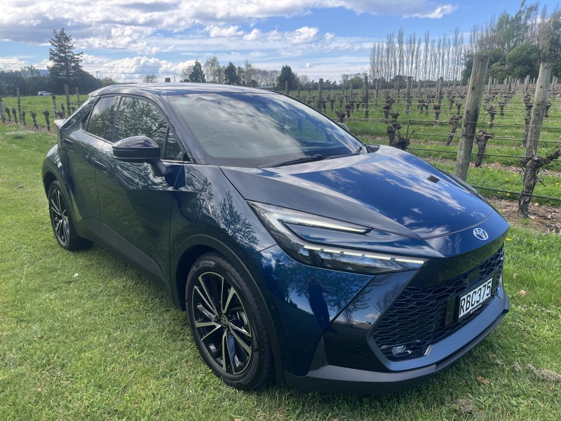 2025 Toyota C-HR Limited 1.8P HEV CVT FWD SUV/5...