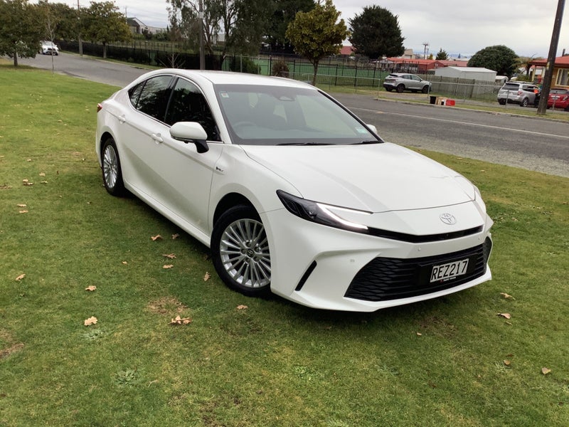 2025 Toyota Camry GX 2.5P Hybrid Electric Vehicle