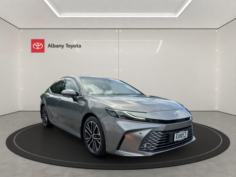 2025 Toyota Camry ZR 2.5P HEV ECVT FWD SD/4D/5S...