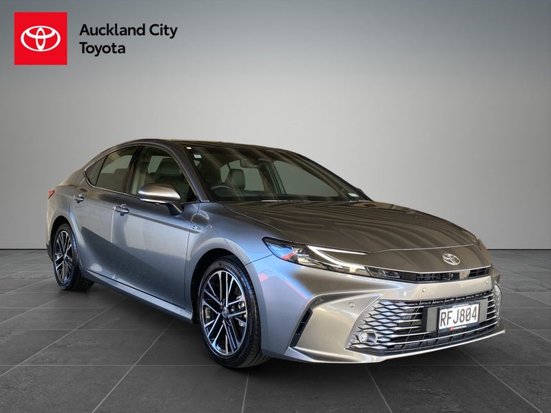 2025 Toyota Camry ZR 2.5P HEV ECVT FWD SD/4D/5S