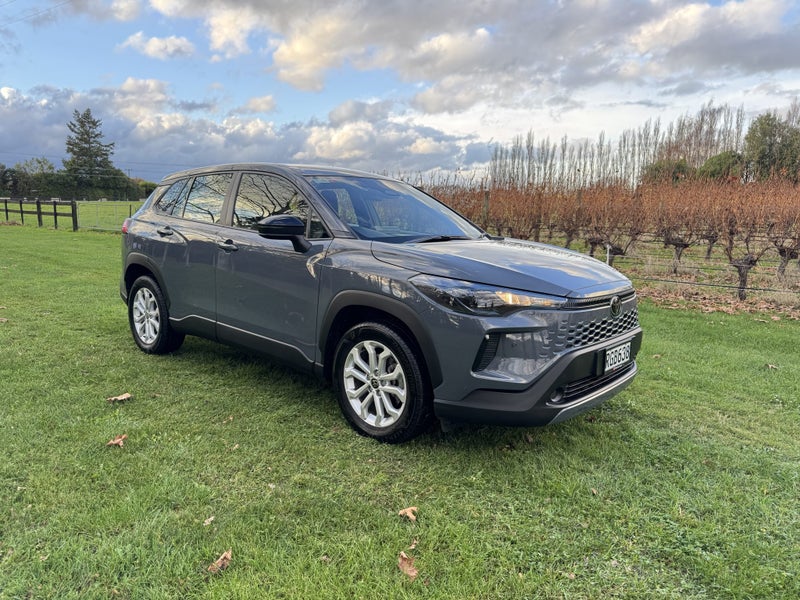 2025 Toyota Corolla Cross GX 2.0P HEV ECVT FWD...