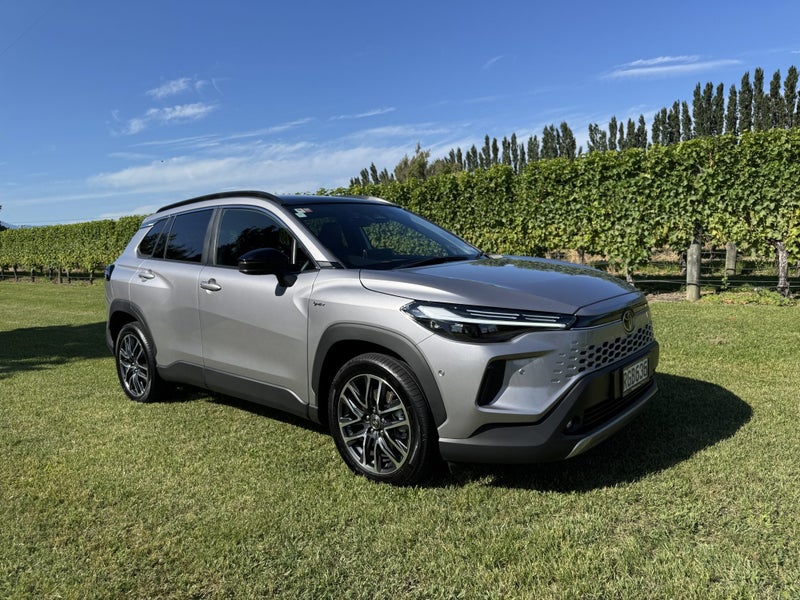 2025 Toyota Corolla Cross Limited 2.0P HEV