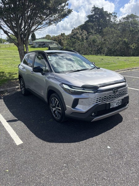 2025 Toyota Corolla Cross Limited 2.0P HEV ECVT...