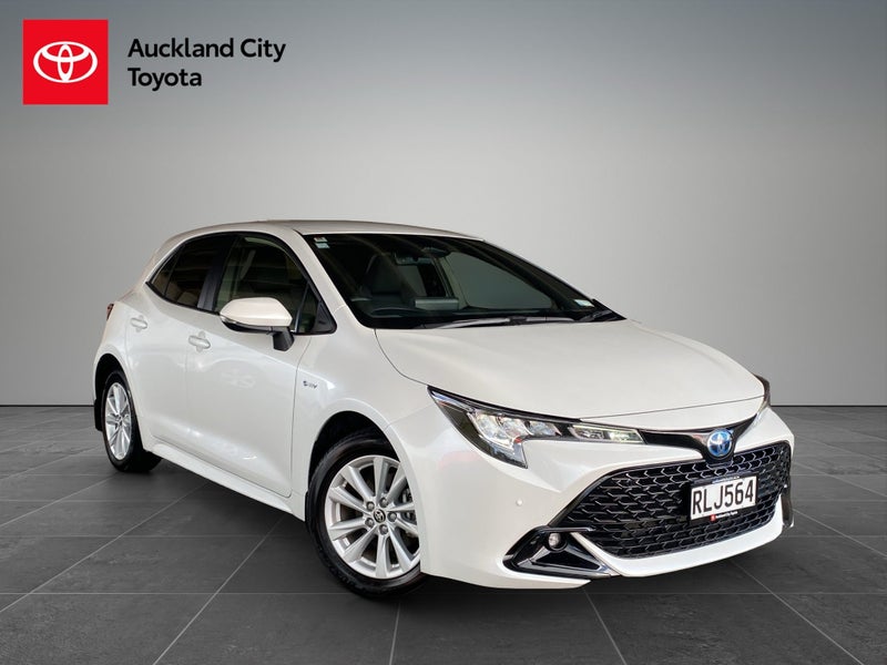 2025 Toyota Corolla SX 1.8P HEV CVT FWD HB\