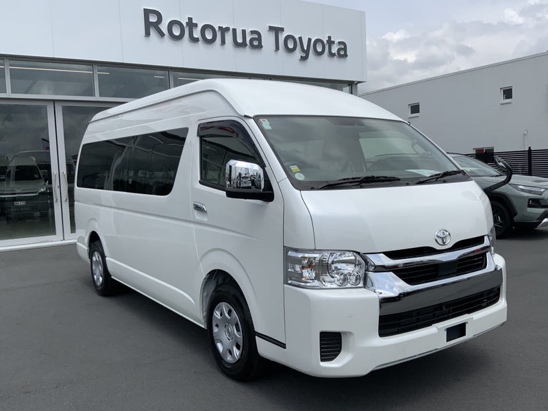 2025 Toyota Hiace 2.7 Petrol Grand Cabin 10 Sea...