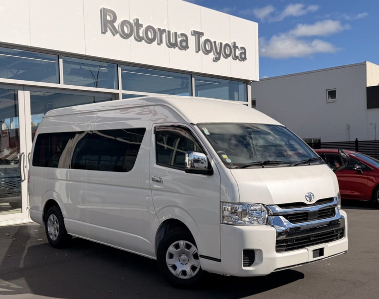 2025 Toyota Hiace 2.7 Petrol Grand Cabin 10 Sea...
