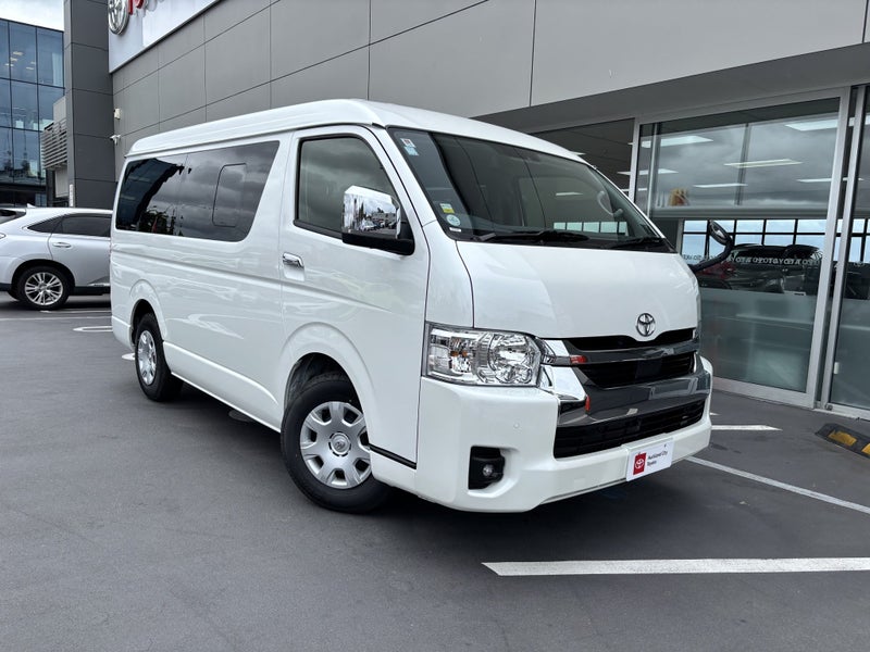 2025 Toyota Hiace 2.7P GL 10 Seater MINIBUS