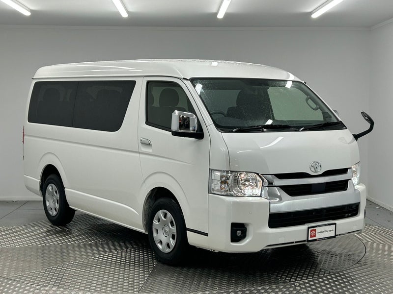 2025 Toyota Hiace 2.7P GL 10 Seater Van