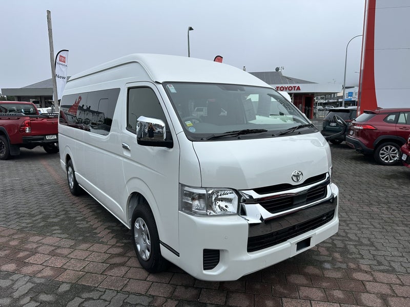 2025 Toyota Hiace 2.7P Grand Cabin 10 Seater 4...