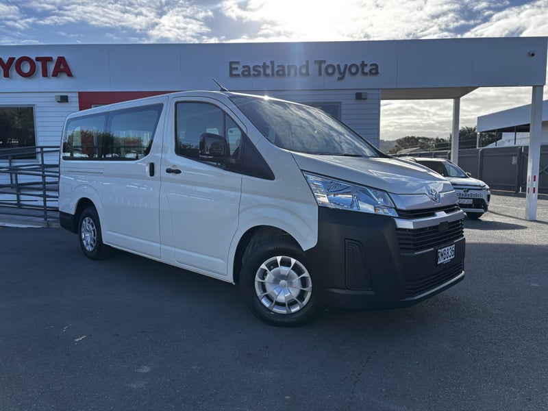 2025 Toyota Hiace ZR 2.8DT 6AT RWD GVN/5D/2S