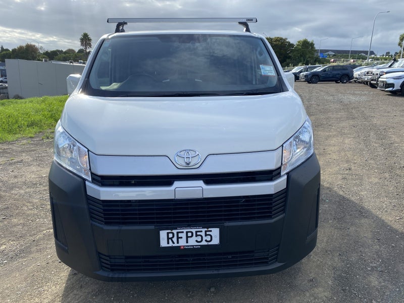 2025 Toyota Hiace ZR 2.8DT 6AT RWD GVN/6D/2S