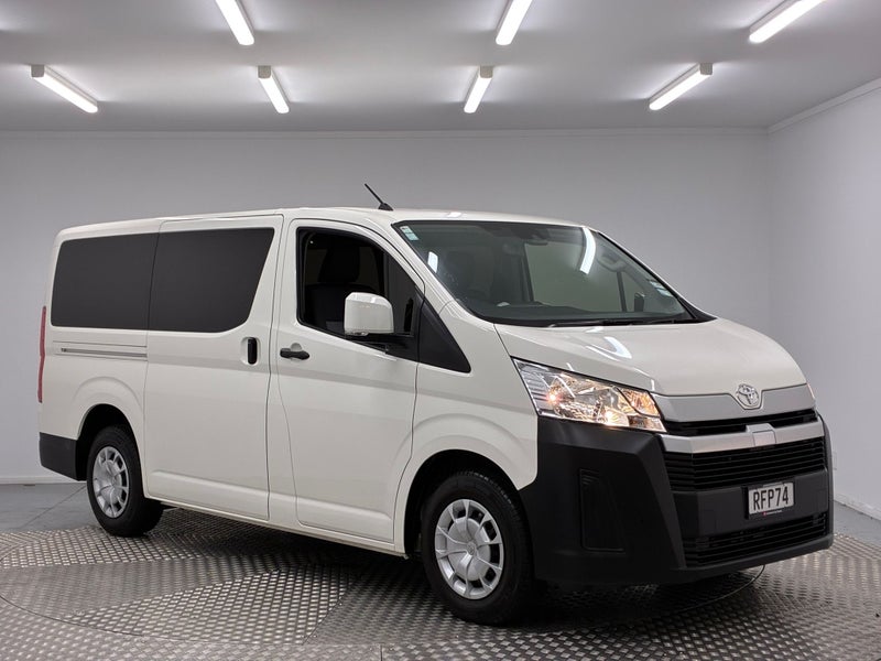 2025 Toyota Hiace ZR 2.8DT RWD