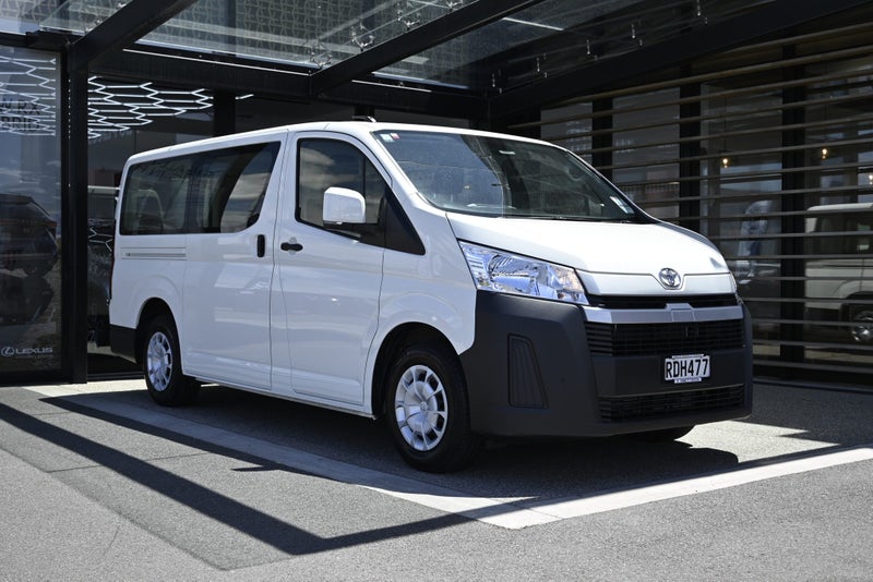 2025 Toyota Hiace ZR GVN 2.8 Turbo Diesel RWD Van