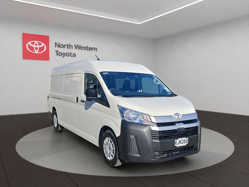 2025 Toyota Hiace ZX 2.8DT 6AT RWD PVN/6D/2S